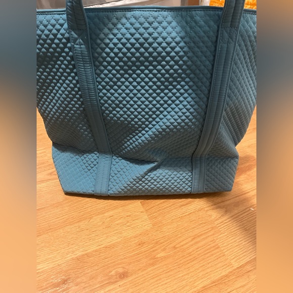 Vera Bradley Seashore Blue Tote - Picture 2 of 7